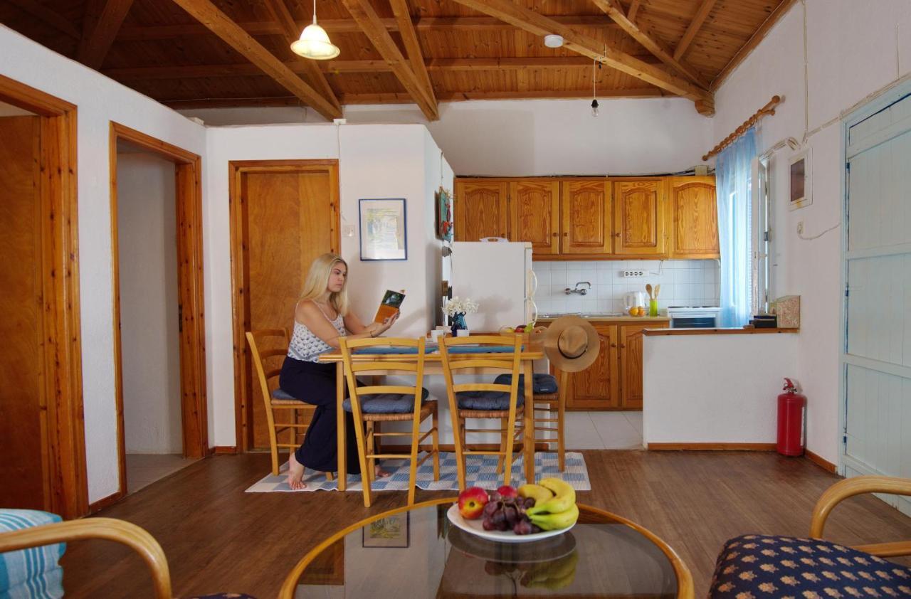 Seahorse Cottage Mourtero Zewnętrze zdjęcie