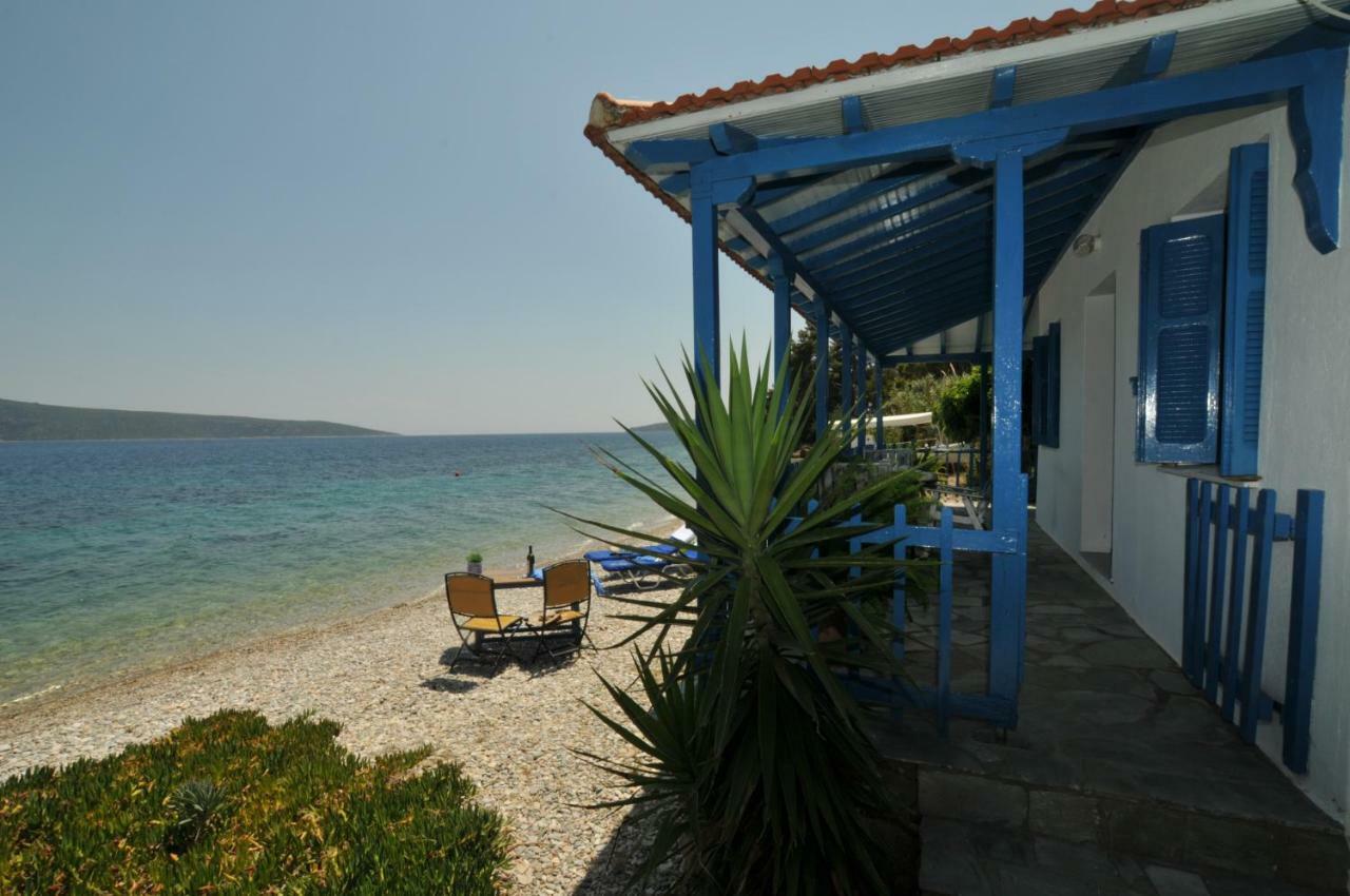 Seahorse Cottage Mourtero Zewnętrze zdjęcie